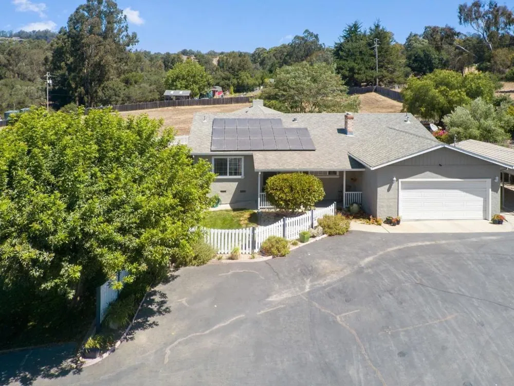 2443 San Juan Road Aromas, CA 95004