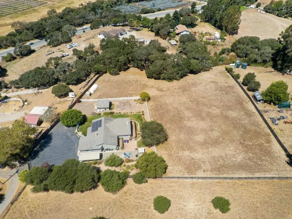 2443 San Juan Road Aromas, CA 95004