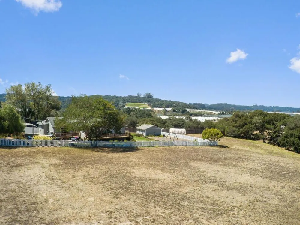 2443 San Juan Road Aromas, CA 95004
