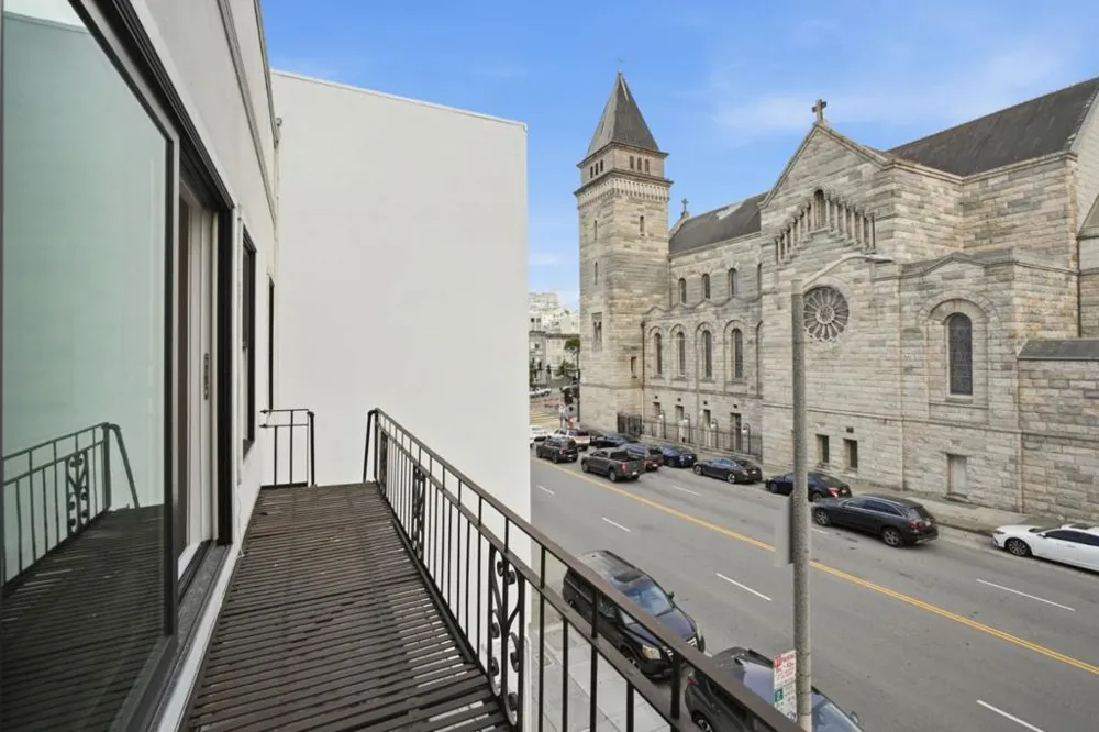 1620 Broadway #5 San Francisco, CA 94109