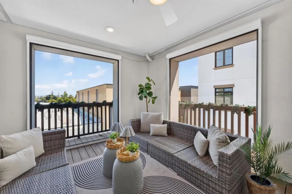 657 Walnut Street #331 San Carlos, CA 94070