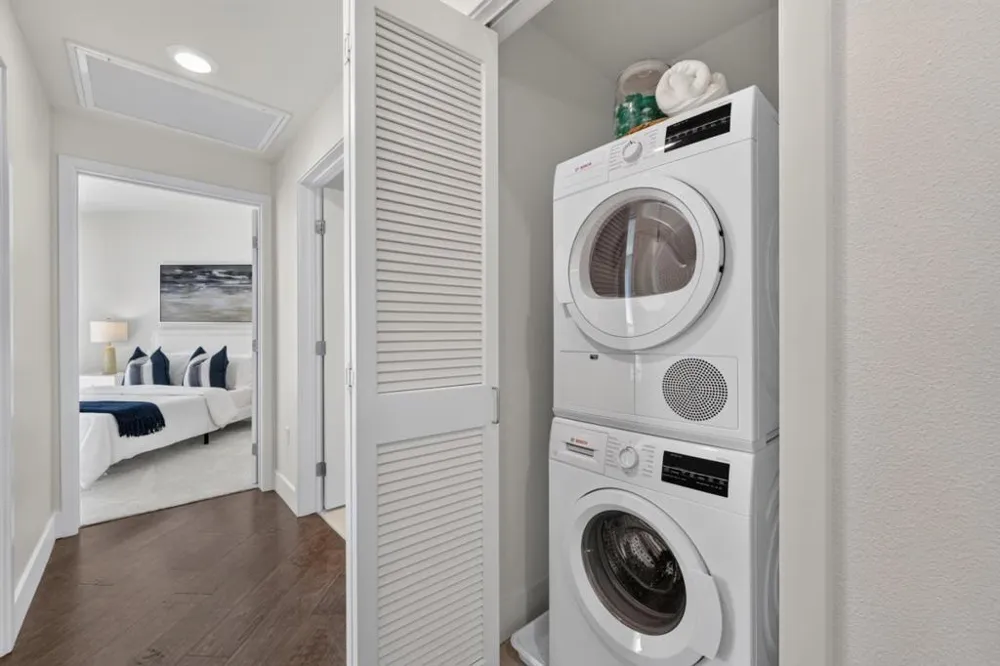 657 Walnut Street #331 San Carlos, CA 94070