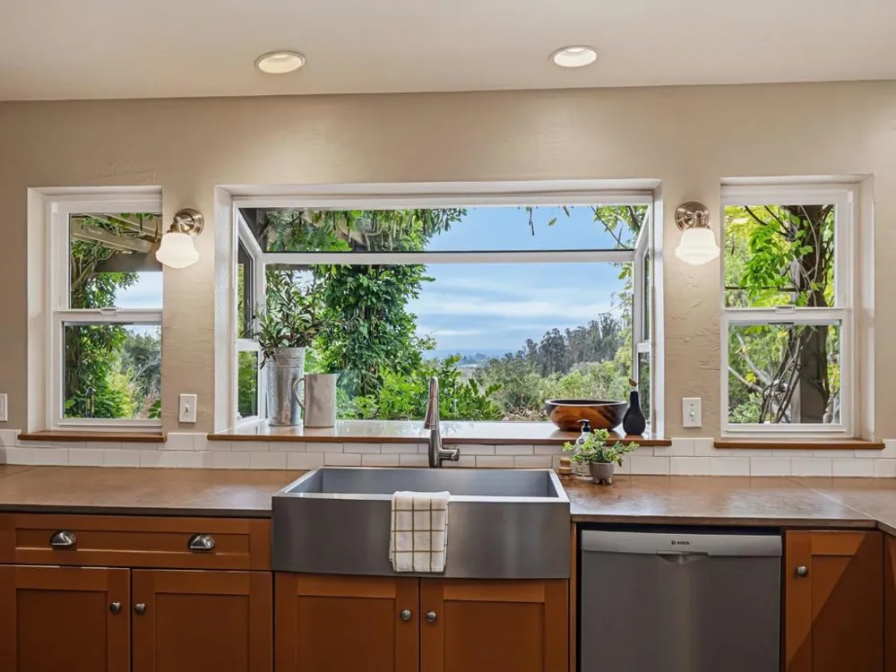 700 Meadowridge Road Watsonville, CA 95076