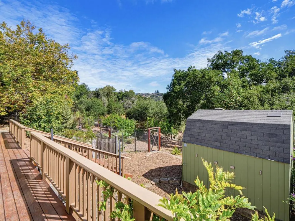 700 Meadowridge Road Watsonville, CA 95076
