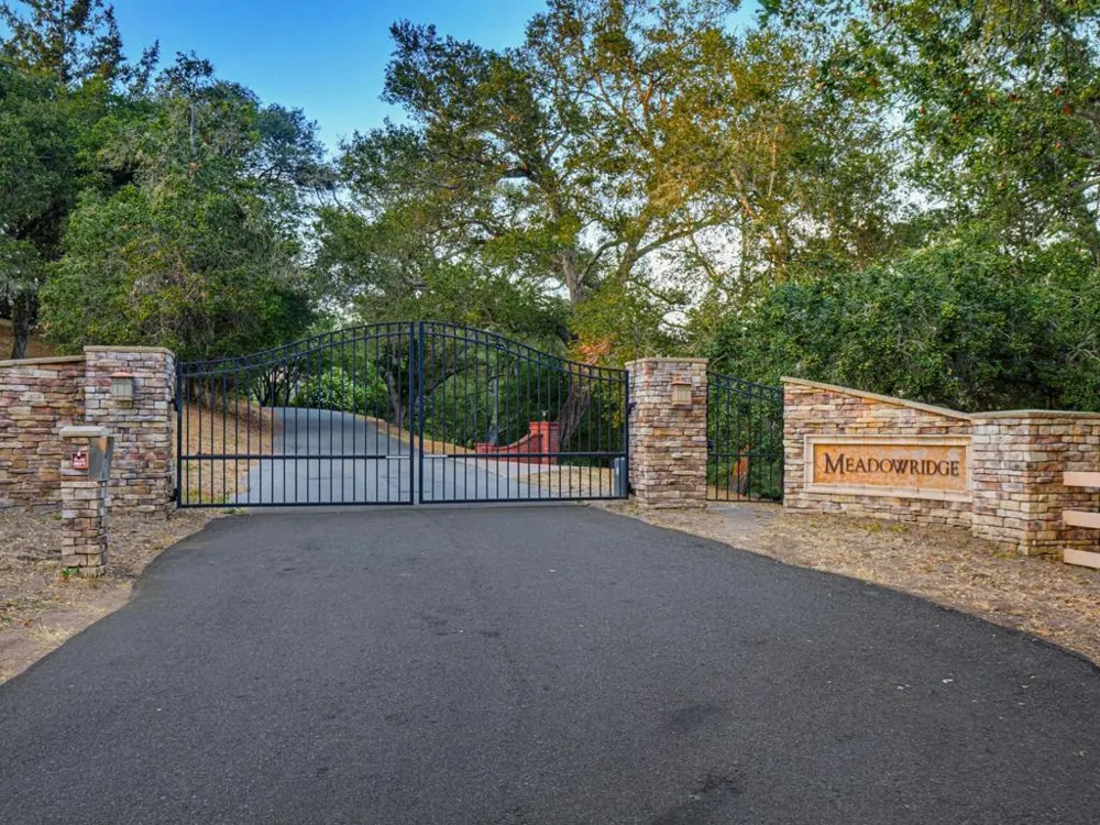 700 Meadowridge Road Watsonville, CA 95076