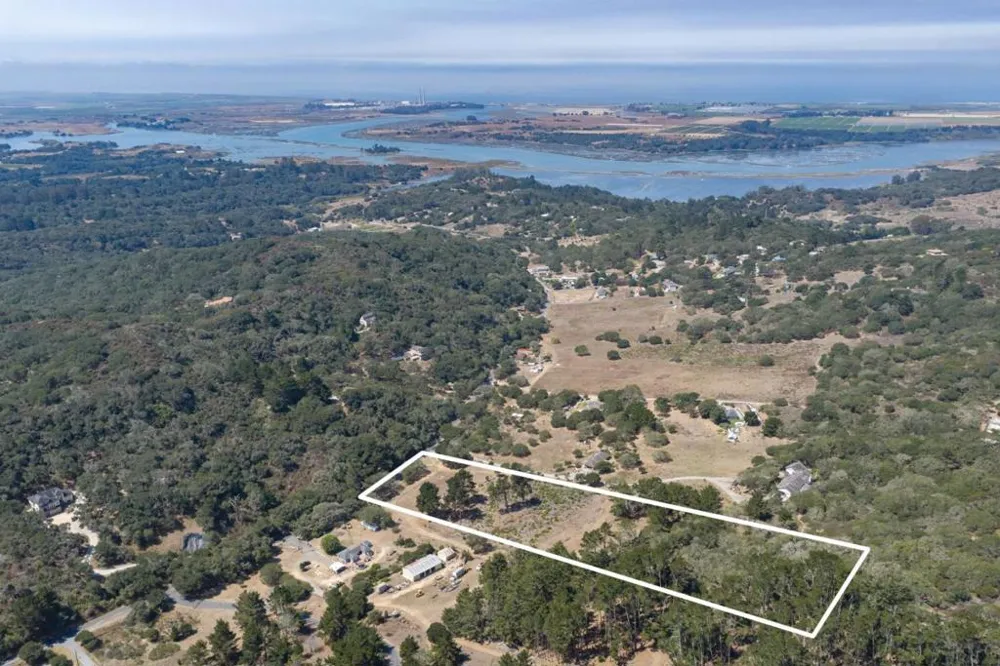 299 Hidden Valley Road Royal Oaks, CA 95076