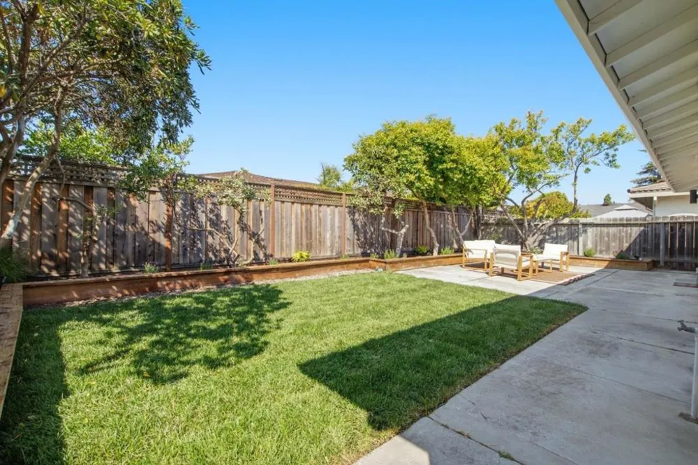 1361 Ribbon Street Foster City, CA 94404