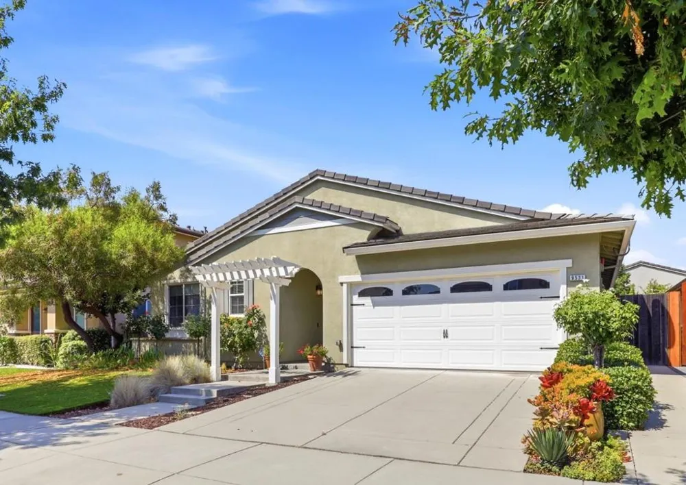 9531 Rodeo Drive Gilroy, CA 95020
