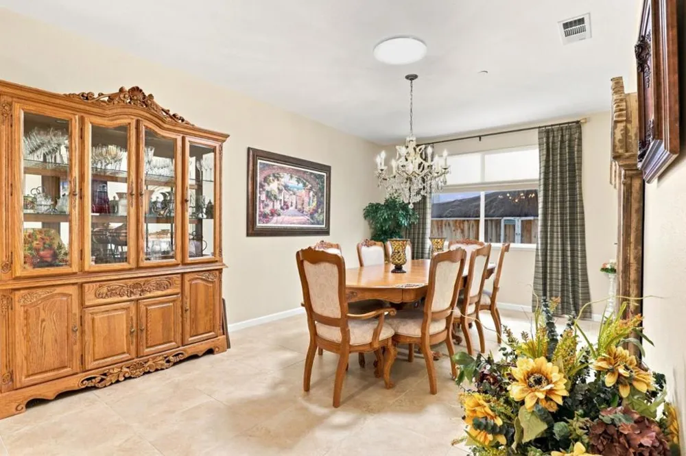 9531 Rodeo Drive Gilroy, CA 95020