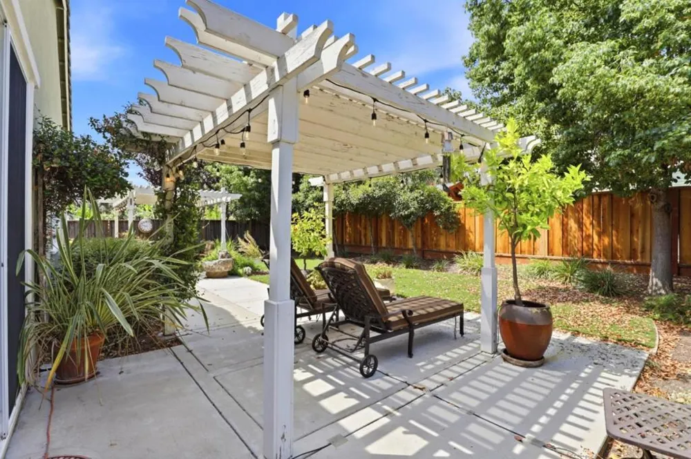 9531 Rodeo Drive Gilroy, CA 95020