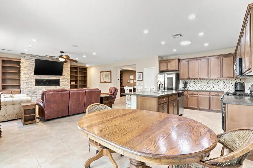 9531 Rodeo Drive Gilroy, CA 95020