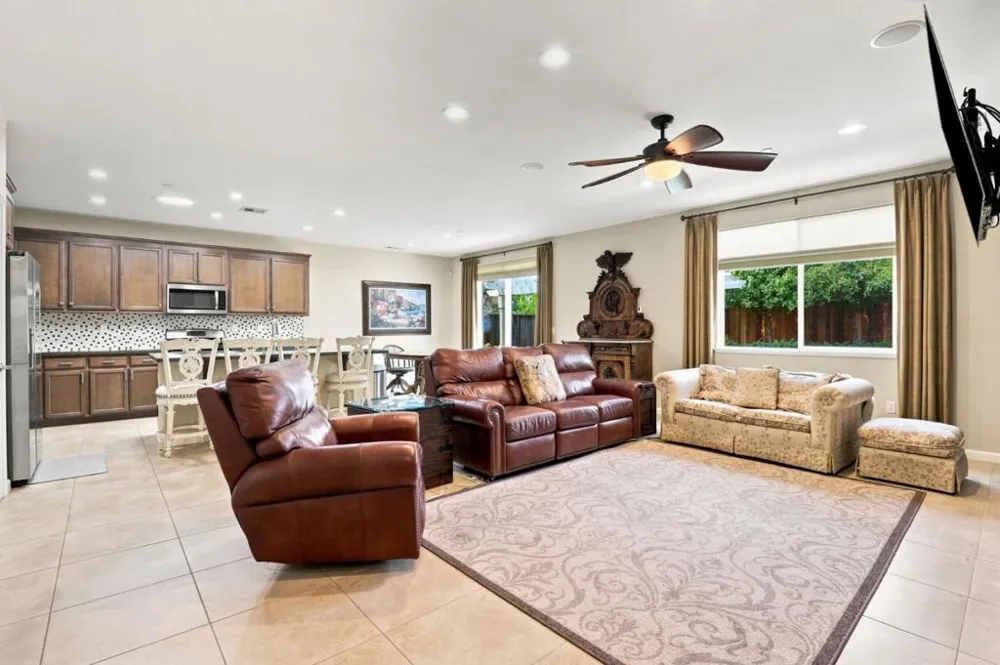 9531 Rodeo Drive Gilroy, CA 95020