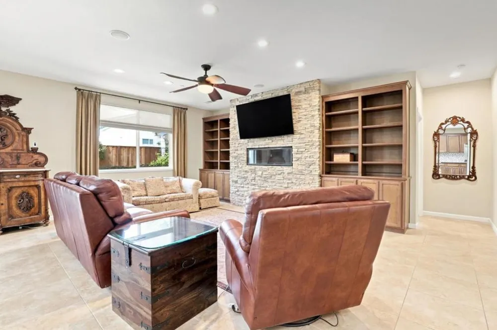 9531 Rodeo Drive Gilroy, CA 95020