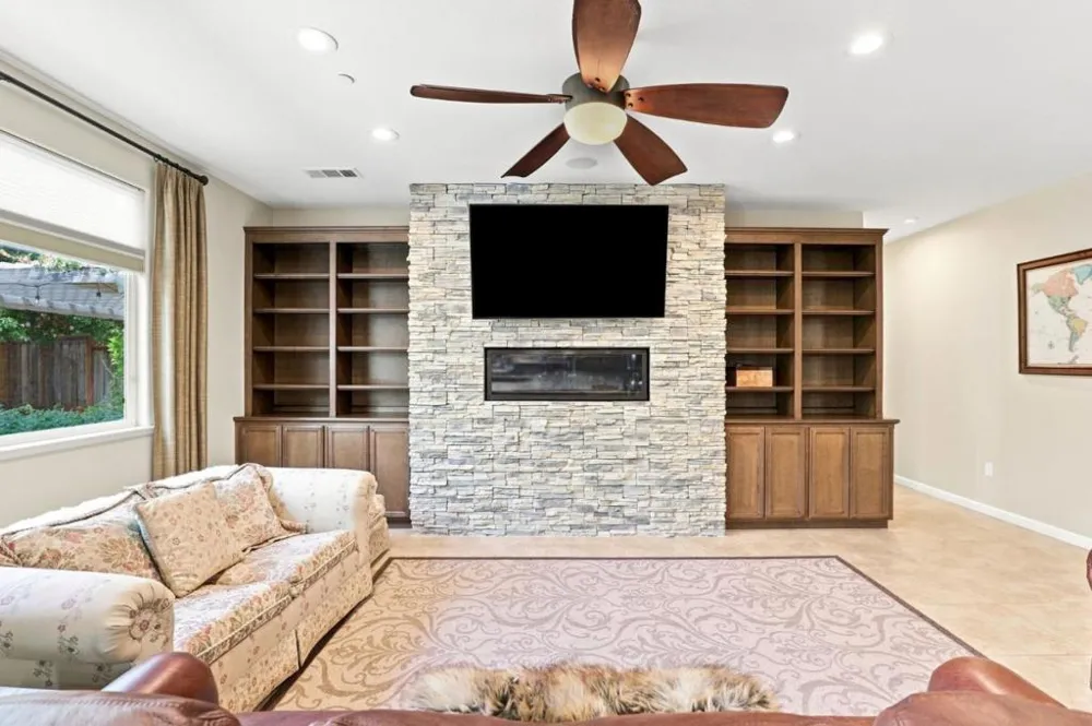 9531 Rodeo Drive Gilroy, CA 95020