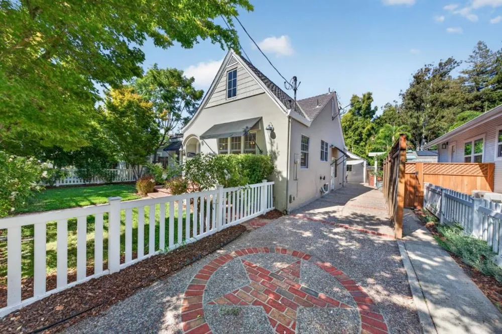 105 Loma Alta Avenue Los Gatos, CA 95030