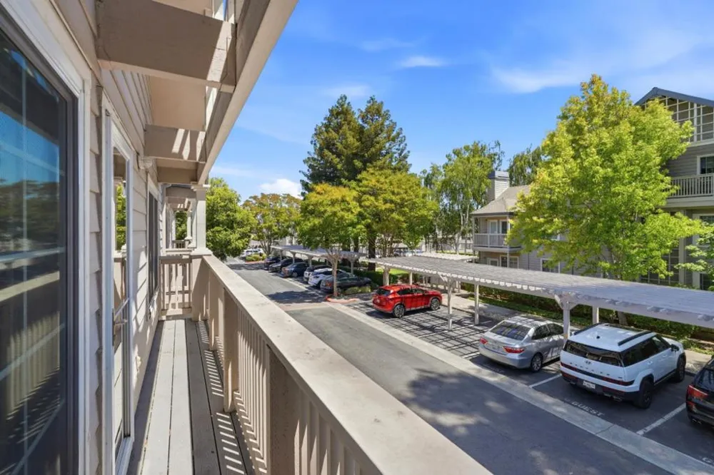935 Old County Road #9 Belmont, CA 94002