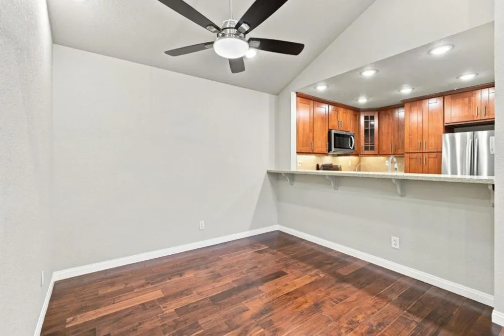935 Old County Road #9 Belmont, CA 94002