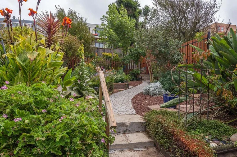177 Edinburgh Street San Francisco, CA 94112