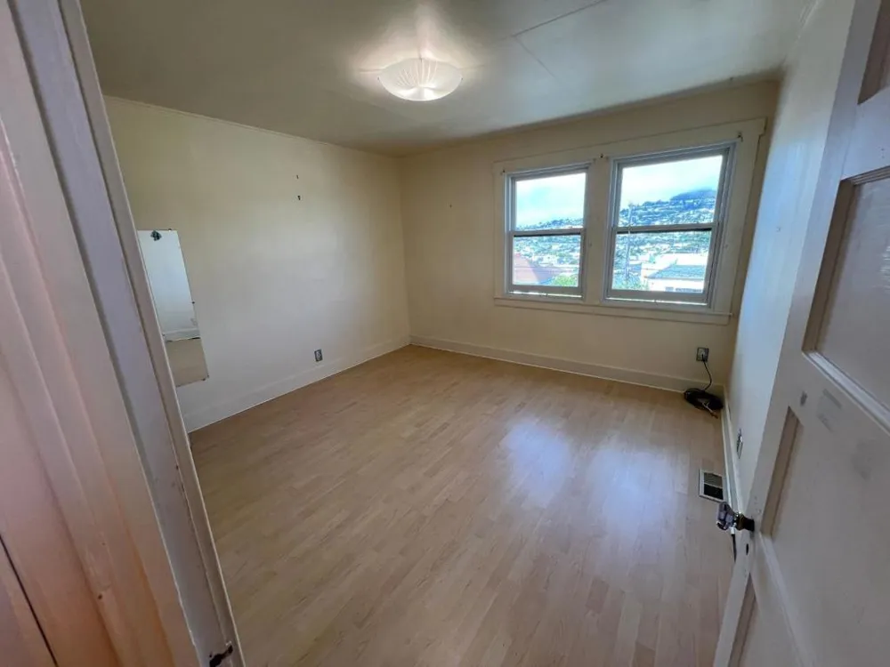 177 Edinburgh Street San Francisco, CA 94112