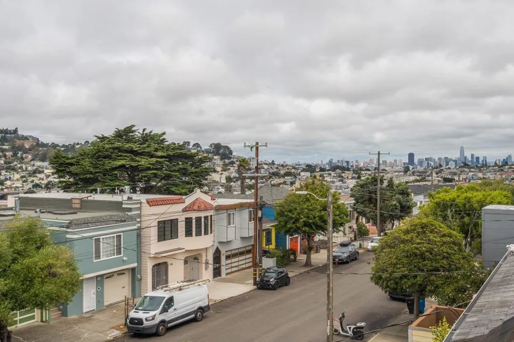 177 Edinburgh Street San Francisco, CA 94112