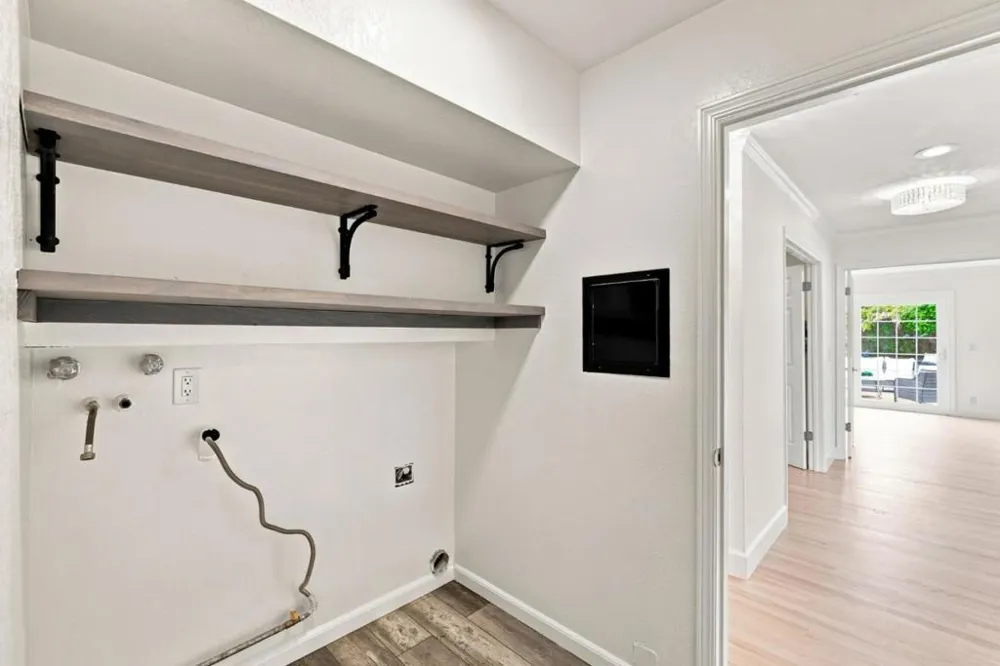 1169 Ramblewood Way San Mateo, CA 94403