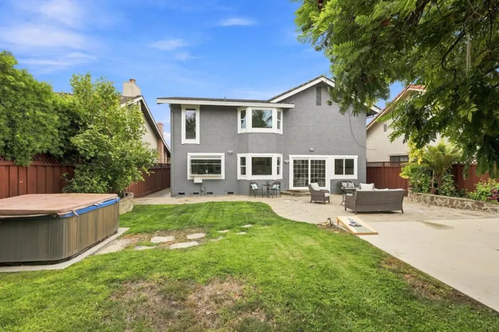 1169 Ramblewood Way San Mateo, CA 94403