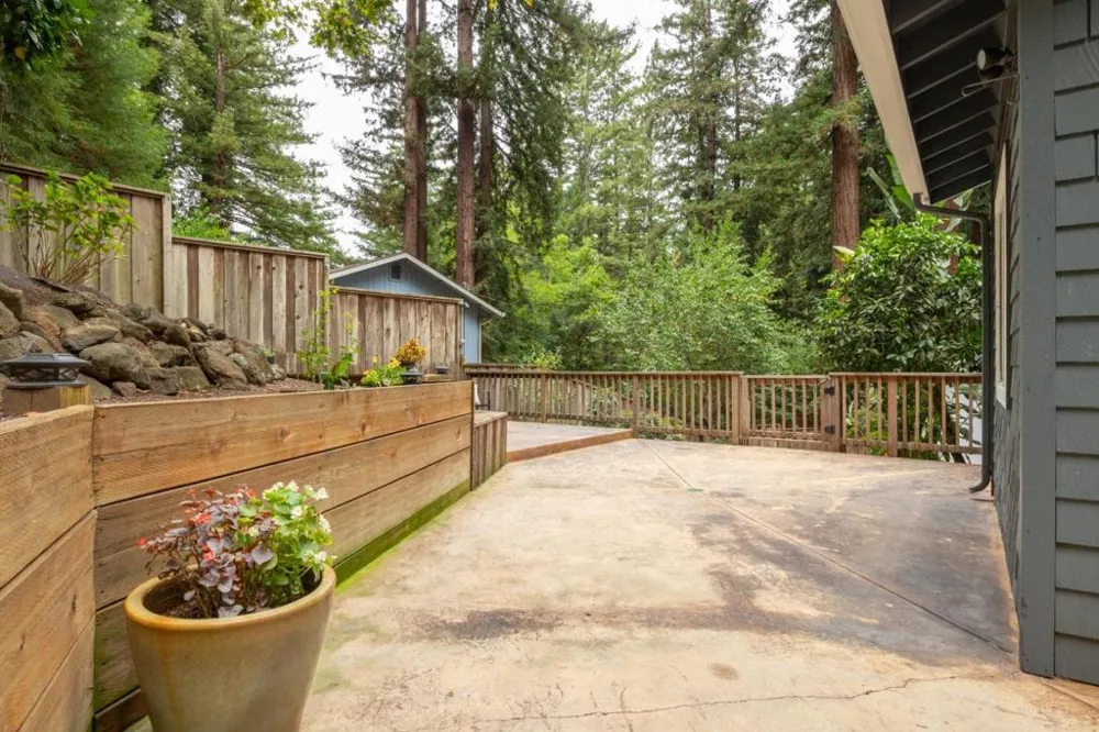 236 Caledonium Avenue Ben Lomond, CA 95005