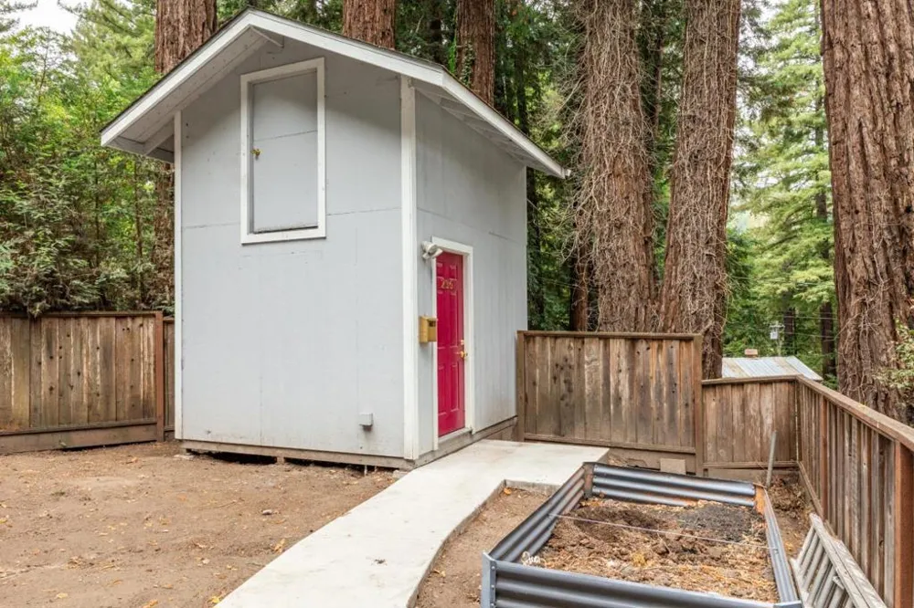 236 Caledonium Avenue Ben Lomond, CA 95005