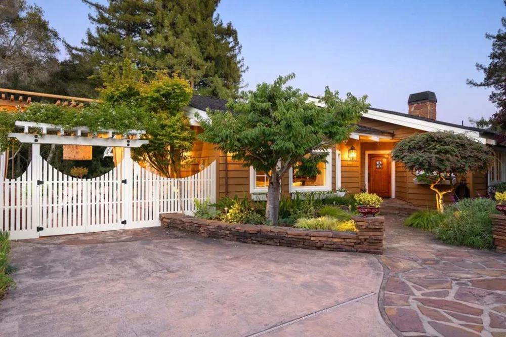 780 Lagunita Drive Soquel, CA 95073