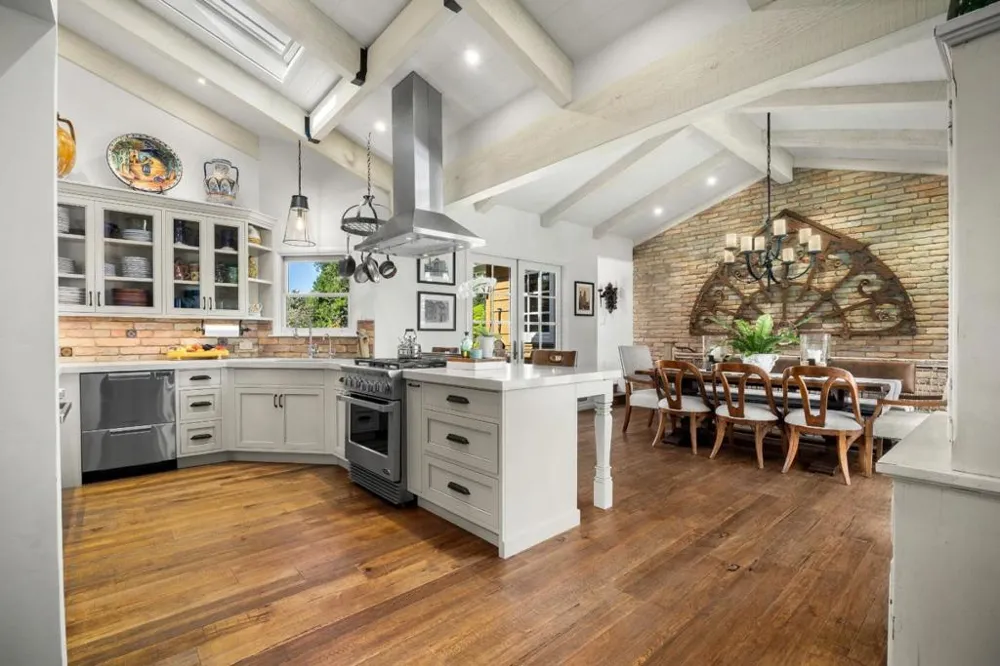 780 Lagunita Drive Soquel, CA 95073