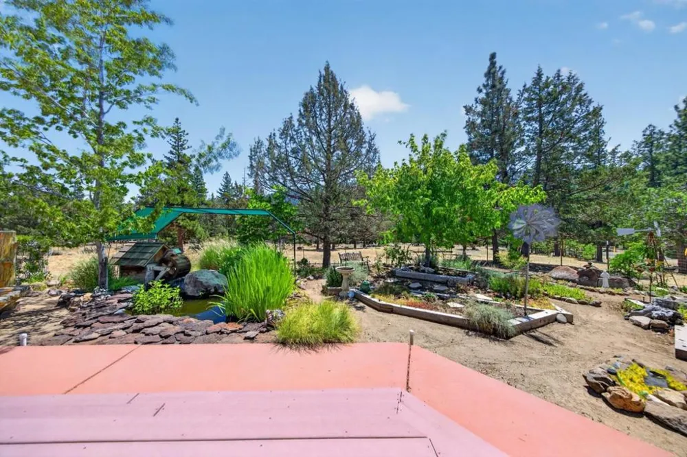 695075 Gold Run Road Susanville, CA 96130