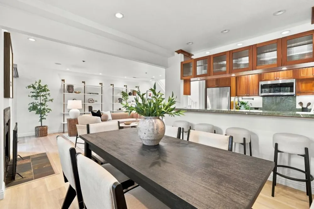 1341 Alma Street Palo Alto, CA 94301