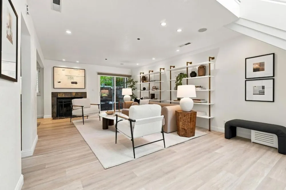 1341 Alma Street Palo Alto, CA 94301