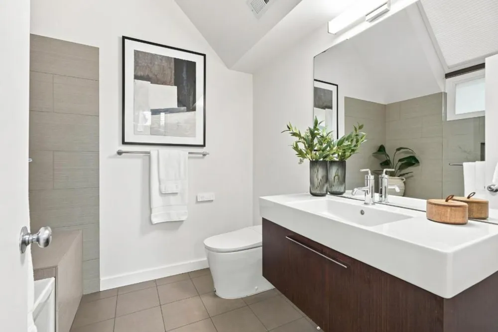 1341 Alma Street Palo Alto, CA 94301