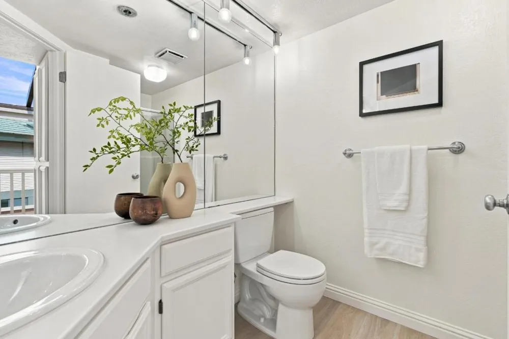 1341 Alma Street Palo Alto, CA 94301