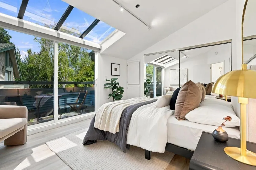 1341 Alma Street Palo Alto, CA 94301