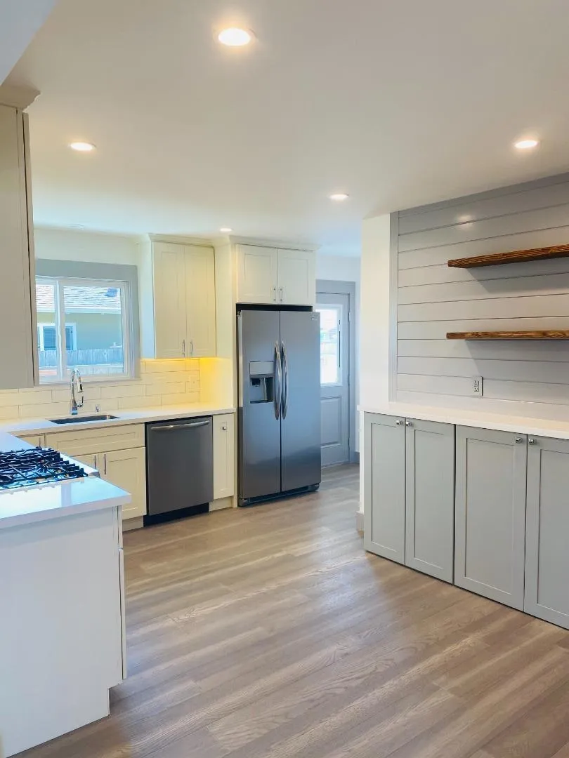 1915 Halterman Avenue Santa Cruz, CA 95062