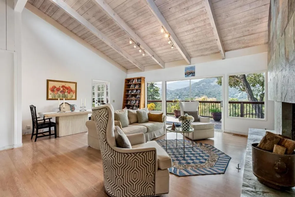 37 Poppy Road Carmel Valley, CA 93924