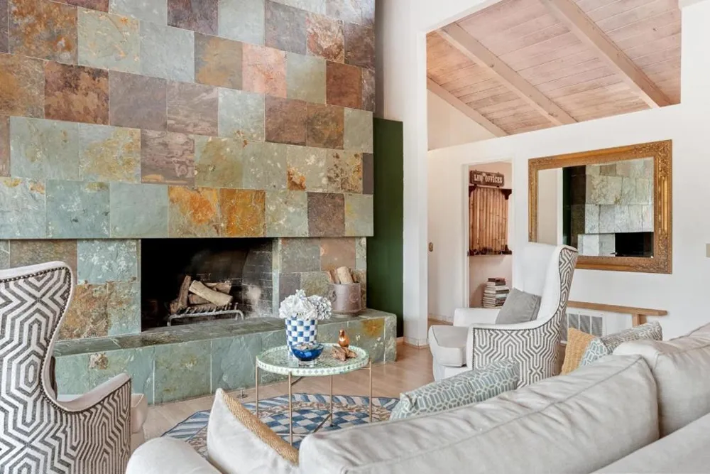 37 Poppy Road Carmel Valley, CA 93924