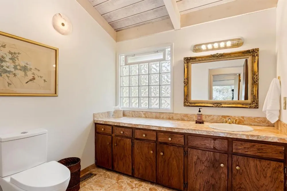 37 Poppy Road Carmel Valley, CA 93924