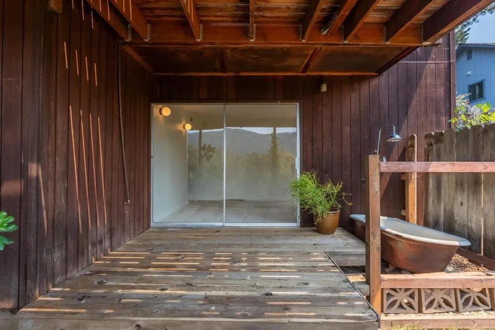 37 Poppy Road Carmel Valley, CA 93924