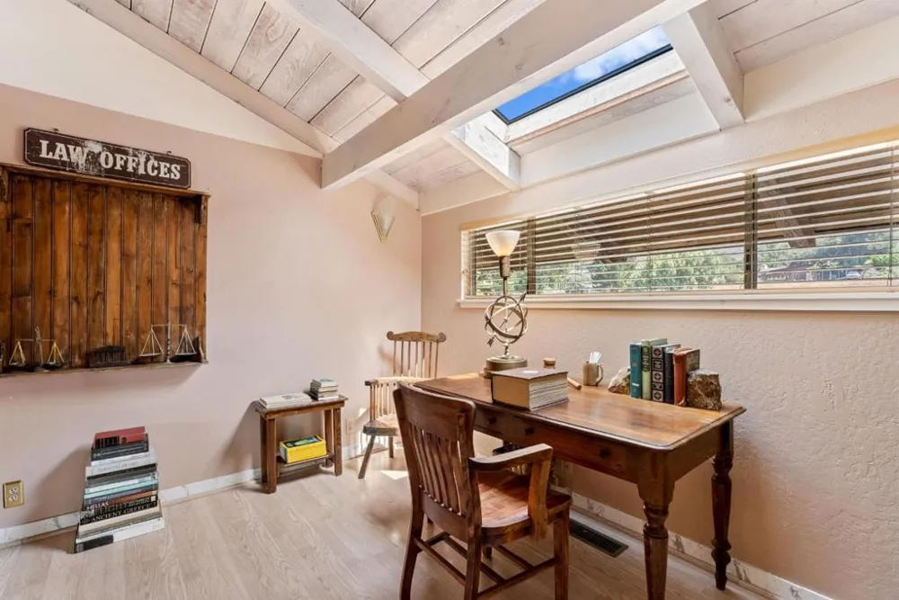 37 Poppy Road Carmel Valley, CA 93924
