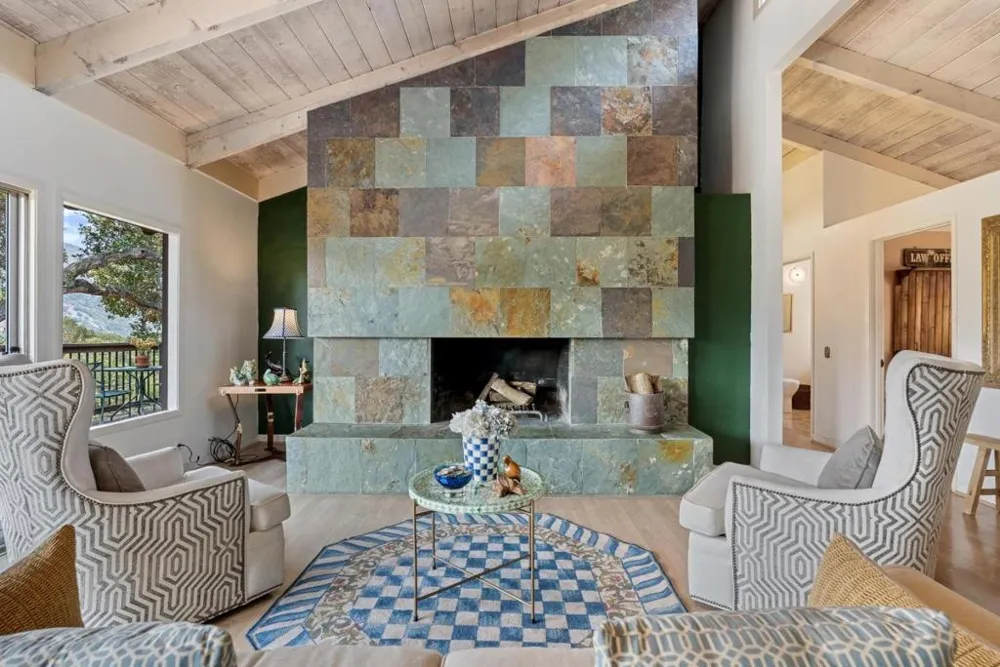 37 Poppy Road Carmel Valley, CA 93924