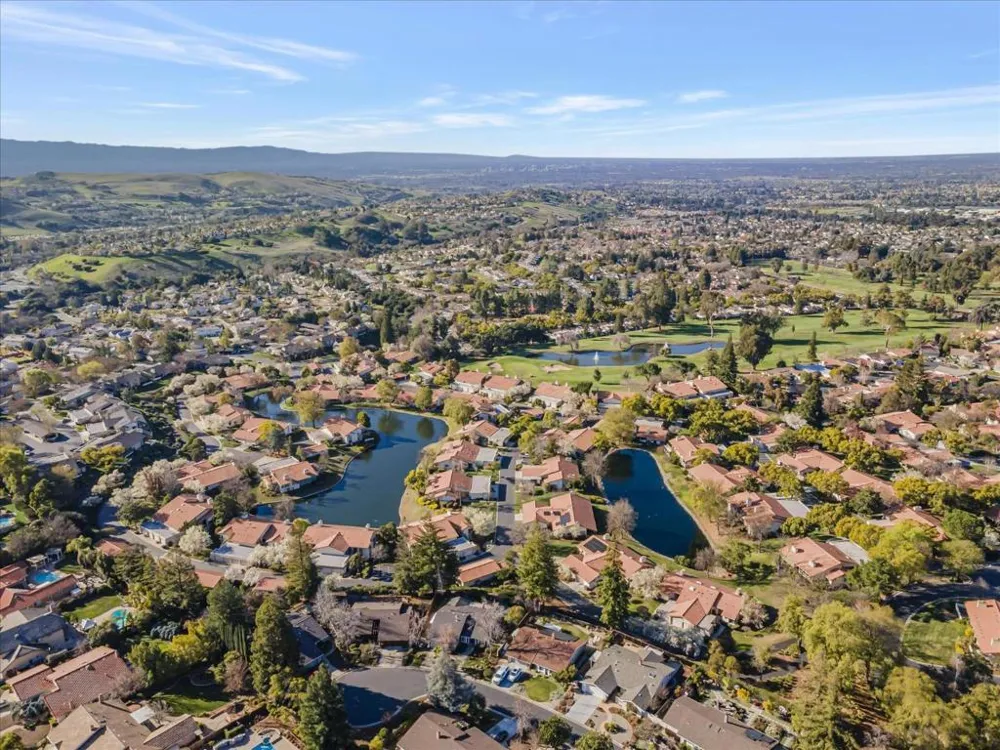 6255 Blauer Court San Jose, CA 95135