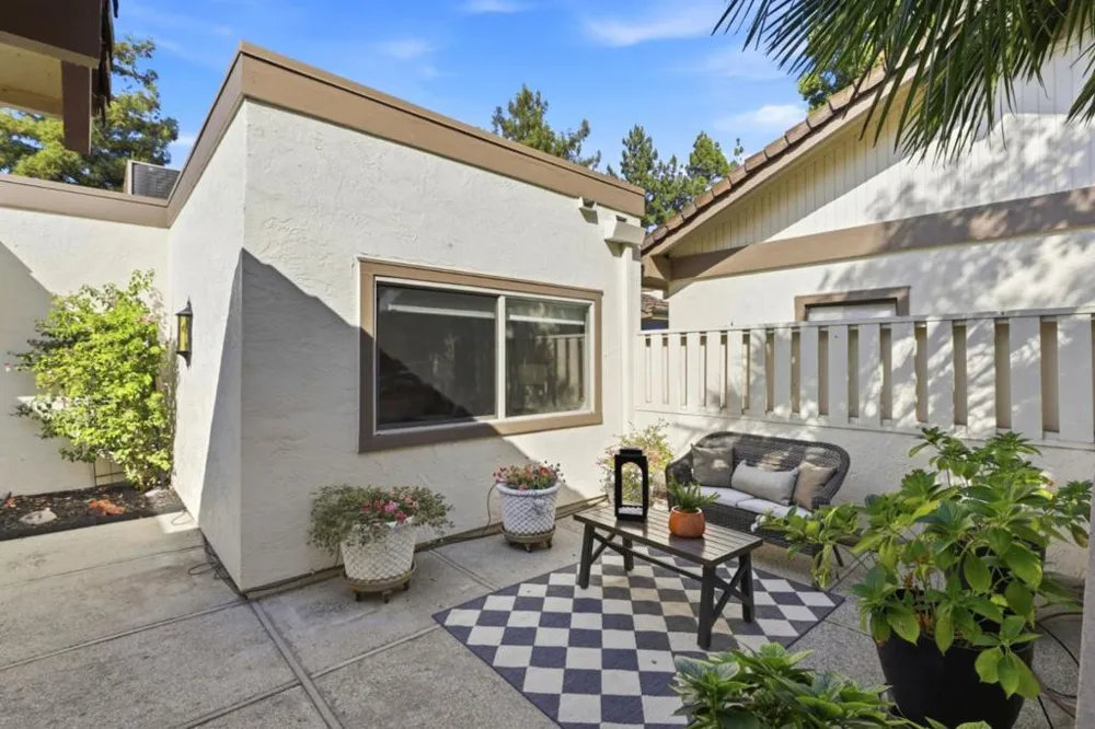 6255 Blauer Court San Jose, CA 95135