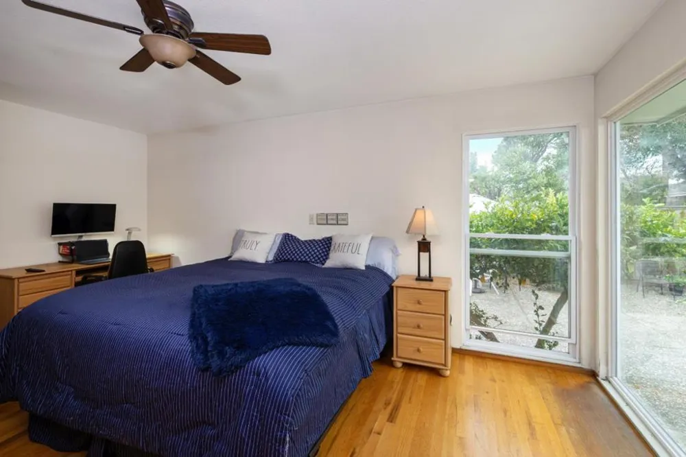 138 Woodcrest Place Santa Cruz, CA 95065