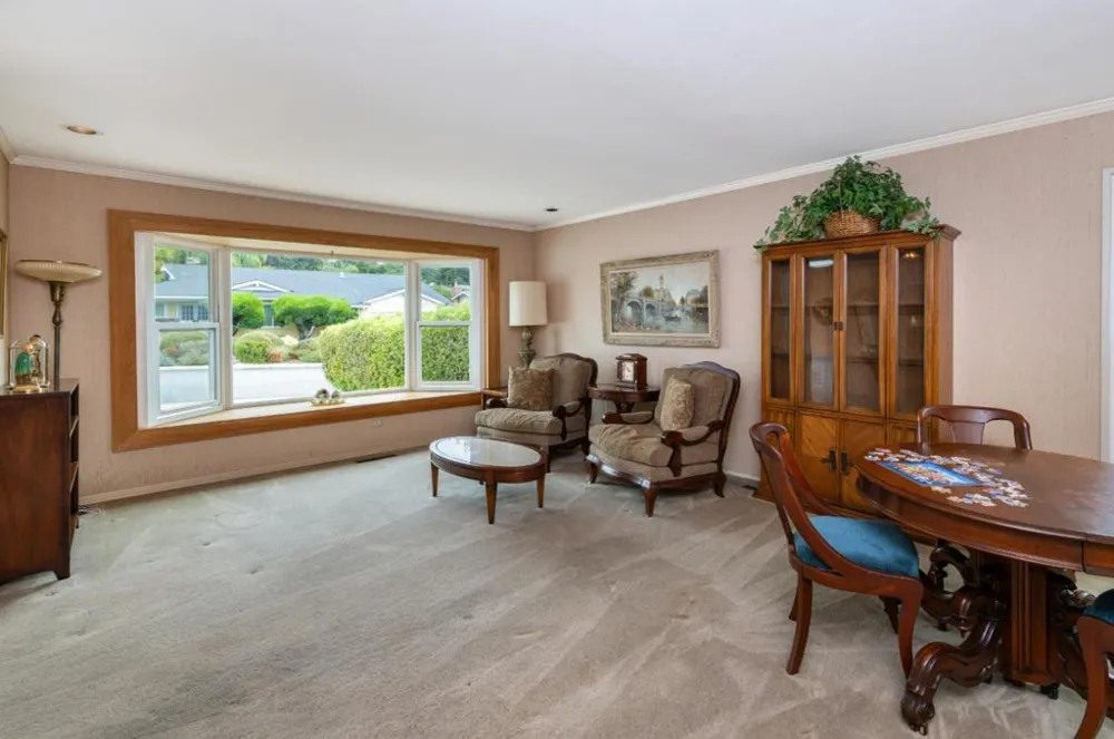 138 Woodcrest Place Santa Cruz, CA 95065