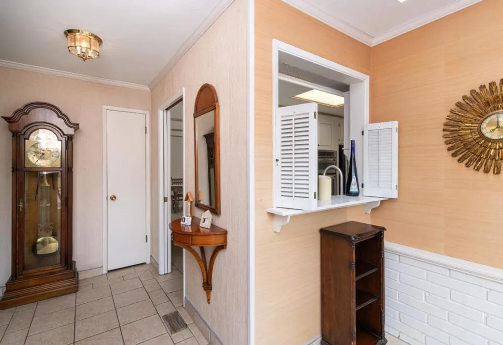 138 Woodcrest Place Santa Cruz, CA 95065