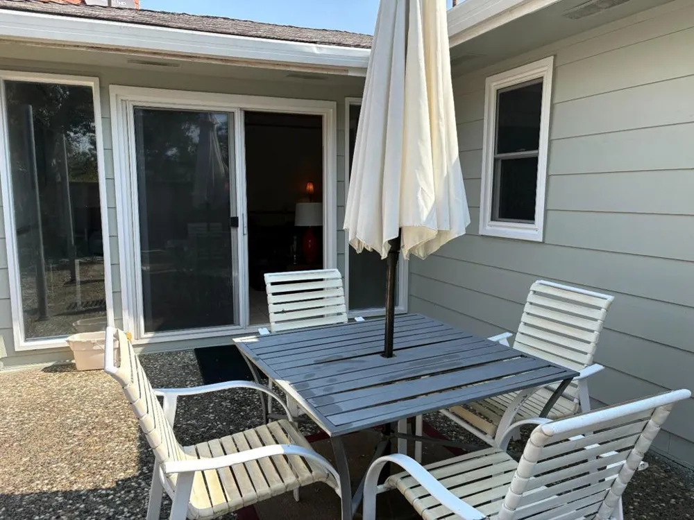 138 Woodcrest Place Santa Cruz, CA 95065