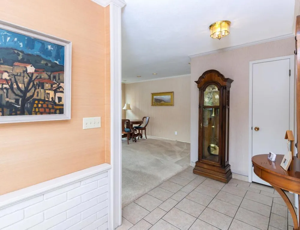 138 Woodcrest Place Santa Cruz, CA 95065